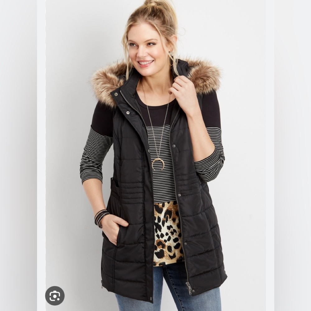 Perfect condition Maurice’s black vest. Size medium